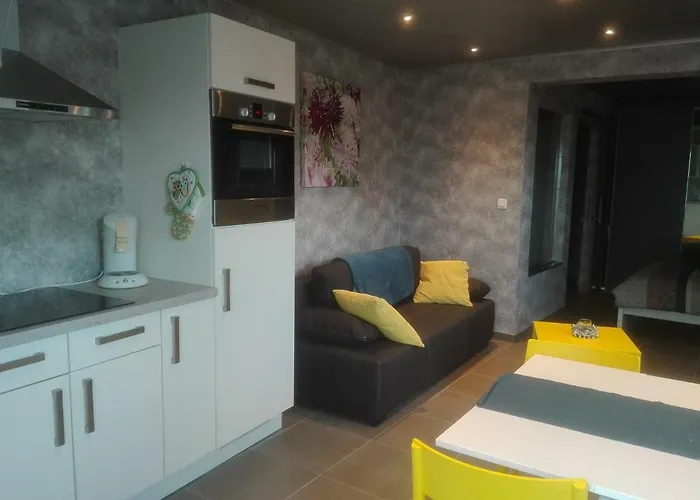 Ferienhaus Eul Cat Huant Dergneau